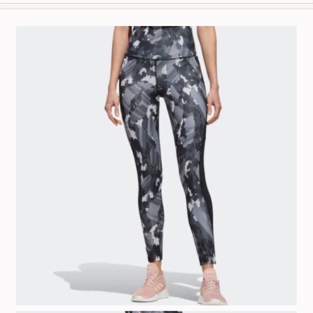 ADIDAS - black and grey workout leggings - Small